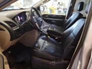 ✅ 2012 Chrysler Town & Country Touring • VIN: 2C4RC1BG1CR403820 • Лот: 93508135. Опубликован ранее на Copart с пробегом 136 064 миль. Бесплатный доступ к архиву аукционных продаж из США и подробный отчёт об истории автомобиля на DreamBid. Изображение 7.