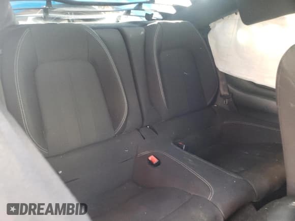 ✅ 2020 Ford Mustang GT • VIN: 1FA6P8CF9L5185960 • Lot: 82144185. Wystawiony na Copart z przebiegiem 84 160 mil. Bezpłatny archiwum sprzedaży aukcyjnych z USA i szczegółowy raport historii pojazdu na DreamBid. Zdjęcie 10.