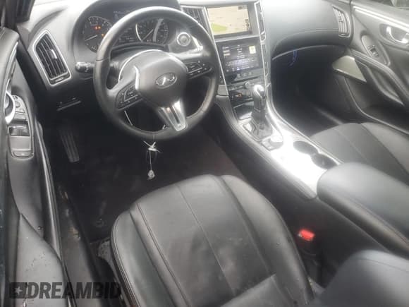 ✅ 2021 Infiniti Q60 Luxe • VIN: JN1EV7KL6MM470400 • Lot: 80089175. Listed on Copart with 30,918 mi. Free auction sales archive from the USA and detailed vehicle history report at DreamBid. Image 8.