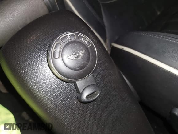 ✅ 2013 MINI Countryman S ALL4 • VIN: WMWZC5C56DWM15231 • Лот: 41249376. Опубликован ранее на IAAI с пробегом 134 305 миль. Бесплатный доступ к архиву аукционных продаж из США и подробный отчёт об истории автомобиля на DreamBid. Изображение 11.