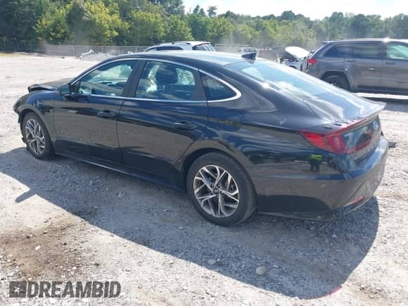 2021 Hyundai Sonata SEL with VIN KMHL14JA9MA147714, listed as a IAAI auction lot 43101880 with 30,502 mi miles and . Bid and sale history available at DreamBid. Image 3.