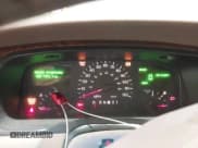 ✅ 1998 Lincoln Town Car Signature • VIN: 1LNFM82W8WY720232 • Lot: 42125723. Listed on IAAI with 132,494 mi. Free auction sales archive from the USA and detailed vehicle history report at DreamBid. Image 7.