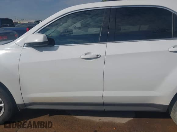 ✅ 2017 Chevrolet Equinox LT • VIN: 2GNALCEK6H6209938 • Lot: 43329565. Wystawiony na IAAI z przebiegiem 106 370 mil. Bezpłatny archiwum sprzedaży aukcyjnych z USA i szczegółowy raport historii pojazdu na DreamBid. Zdjęcie 14.