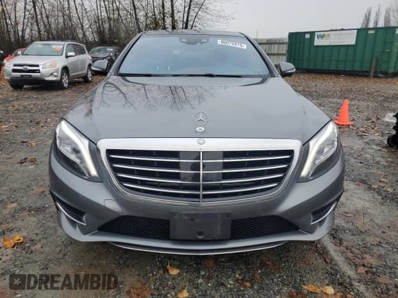 ✅ 2016 Mercedes-Benz S 550 • VIN: WDDUG8FB0GA264012 • Лот: 90072915. Опубликован ранее на Copart с пробегом 36 729 миль. Бесплатный доступ к архиву аукционных продаж из США и подробный отчёт об истории автомобиля на DreamBid. Изображение 5.