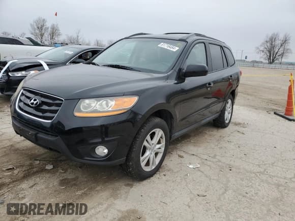 ✅ 2011 Hyundai Santa Fe SE • VIN: 5XYZHDAG6BG005381 • Lot: 81718484. Listed on Copart with 96,325 mi. Free auction sales archive from the USA and detailed vehicle history report at DreamBid. Image 1.