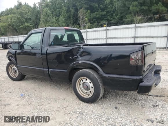 ✅ 2001 GMC Sonoma SL • VIN: 1GTCS14581K143450 • Лот: 67524905. Опубликован ранее на Copart с пробегом Не указан. Бесплатный доступ к архиву аукционных продаж из США и подробный отчёт об истории автомобиля на DreamBid. Изображение 2.