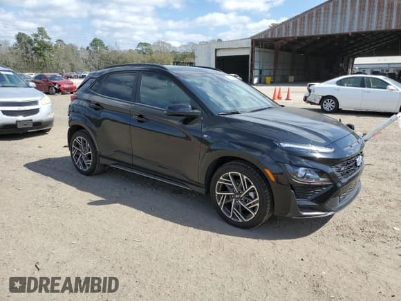 ✅ 2022 Hyundai Kona N Line • VIN: KM8K33A3XNU860171 • Lot: 44107804. Wystawiony na Copart z przebiegiem 10 424 mil. Bezpłatny archiwum sprzedaży aukcyjnych z USA i szczegółowy raport historii pojazdu na DreamBid. Zdjęcie 4.