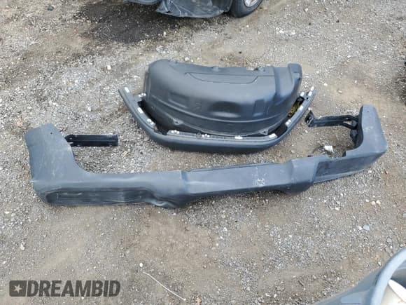 ✅ 2019 Jeep Wrangler Sport S • VIN: 1C4GJXAN1KW510226 • Lot: 87438995. Listed on Copart with 95,473 mi. Free auction sales archive from the USA and detailed vehicle history report at DreamBid. Image 12.