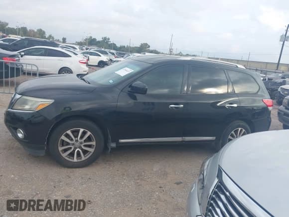 ✅ 2015 Nissan Pathfinder S • VIN: 5N1AR2MN9FC645969 • Lot: 43784423. Listed on IAAI with 149,814 mi. Free auction sales archive from the USA and detailed vehicle history report at DreamBid. Image 14.