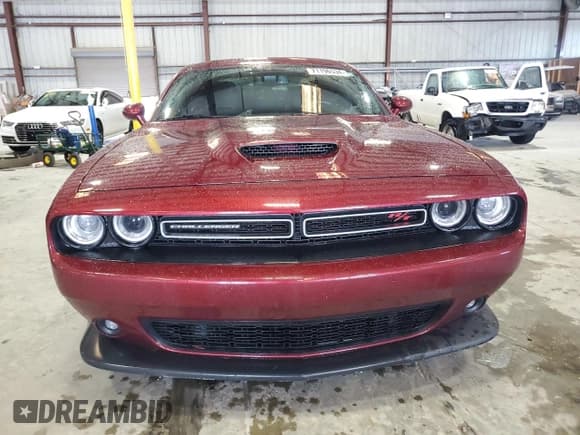 ✅ 2021 Dodge Challenger R/T • VIN: 2C3CDZBT0MH514465 • Lot: 71196534. Wystawiony na Copart z przebiegiem 20 617 mil. Bezpłatny archiwum sprzedaży aukcyjnych z USA i szczegółowy raport historii pojazdu na DreamBid. Zdjęcie 5.
