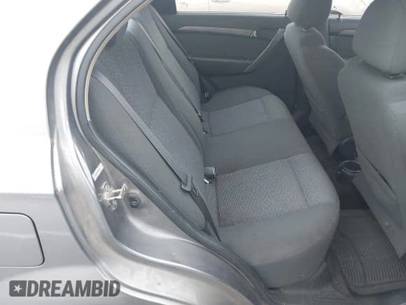 ✅ 2008 Chevrolet Aveo LT • VIN: KL1TG56668B240775 • Lot: 40971975. Wystawiony na IAAI z przebiegiem 137 900 mil. Bezpłatny archiwum sprzedaży aukcyjnych z USA i szczegółowy raport historii pojazdu na DreamBid. Zdjęcie 8.