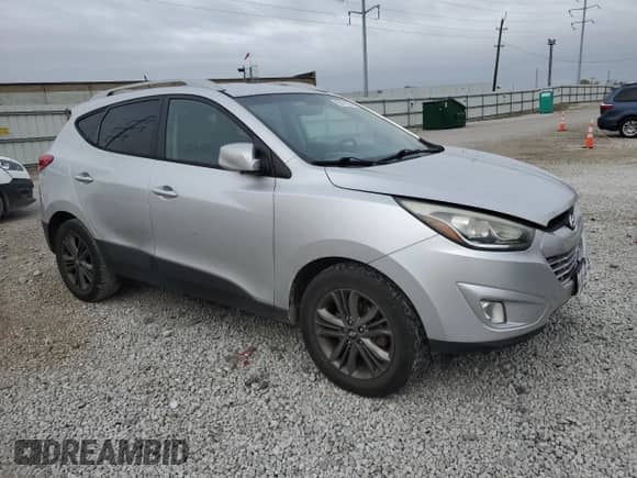 ✅ 2014 Hyundai Tucson Limited • VIN: KM8JU3AG6EU905599 • Lot: 90676155. Wystawiony na Copart z przebiegiem 188 671 mil mil. Skorzystaj z bezpłatnego archiwum sprzedaży aukcyjnych z USA i zobacz szczegółowy raport historii pojazdu na DreamBid. Zdjęcie 4.