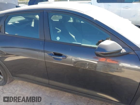 ✅ 2025 Kia K4 LXS • VIN: 3KPFT4DE7SE062925 • Lot: 43576621. Listed on IAAI with 15,890 mi. Free auction sales archive from the USA and detailed vehicle history report at DreamBid. Image 14.