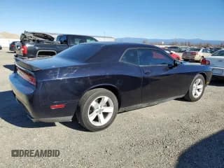 ✅ 2012 Dodge Challenger SXT • VIN: 2C3CDYAG0CH214230 • Lot: 42060955. Wystawiony na Copart z przebiegiem 143 012 mil. Bezpłatny archiwum sprzedaży aukcyjnych z USA i szczegółowy raport historii pojazdu na DreamBid. Zdjęcie 3.