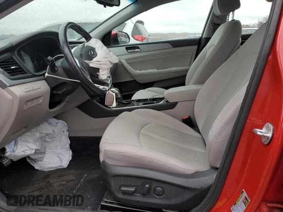 ✅ 2019 Hyundai Sonata SEL • VIN: 5NPE34AFXKH804559 • Lot: 90219965. Listed on Copart with 52,653 mi. Free auction sales archive from the USA and detailed vehicle history report at DreamBid. Image 7.