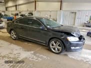✅ 2014 Volkswagen Passat SEL Premium • VIN: 1VWCS7A33EC093317 • Lot: 94246495. Wystawiony na Copart z przebiegiem 141 076 mil. Bezpłatny archiwum sprzedaży aukcyjnych z USA i szczegółowy raport historii pojazdu na DreamBid. Zdjęcie 4.