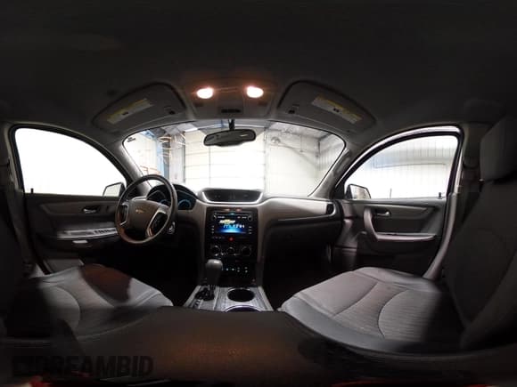 ✅ 2015 Chevrolet Traverse LT • VIN: 1GNKVHKD7FJ345836 • Lot: 43364905. Wystawiony na IAAI z przebiegiem 144 394 mil. Bezpłatny archiwum sprzedaży aukcyjnych z USA i szczegółowy raport historii pojazdu na DreamBid. Zdjęcie 20.