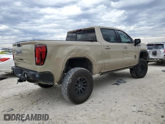 ✅ 2023 GMC Sierra 1500 AT4X • VIN: 3GTUUFEL8PG135583 • Лот: 88437555. Опубликован ранее на Copart с пробегом 26 685 миль. Бесплатный доступ к архиву аукционных продаж из США и подробный отчёт об истории автомобиля на DreamBid. Изображение 3.