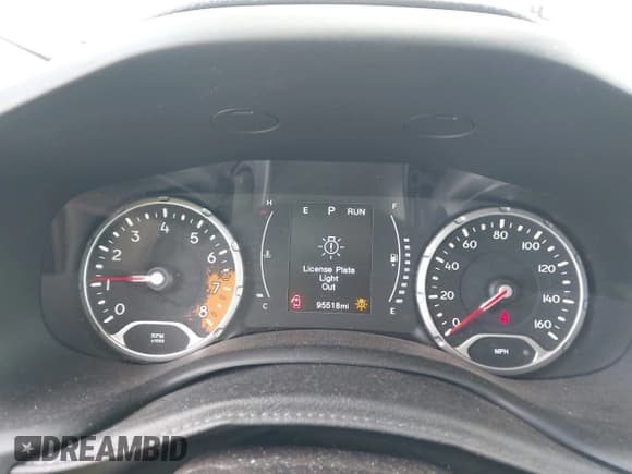 ✅ 2017 Jeep Renegade Latitude • VIN: ZACCJABB9HPG35478 • Lot: 42576406. Listed on IAAI with 95,518 mi. Free auction sales archive from the USA and detailed vehicle history report at DreamBid. Image 7.