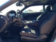 ✅ 2023 Dodge Challenger SXT • VIN: 2C3CDZAG3PH581909 • Lot: 60355014. Wystawiony na Copart z przebiegiem 3 129 mil. Bezpłatny archiwum sprzedaży aukcyjnych z USA i szczegółowy raport historii pojazdu na DreamBid. Zdjęcie 7.