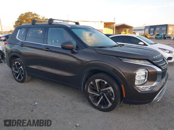 ✅ 2022 Mitsubishi Outlander SEL • VIN: JA4J4VA88NZ053049 • Lot: 43012579. Wystawiony na IAAI z przebiegiem 57 096 mil. Bezpłatny archiwum sprzedaży aukcyjnych z USA i szczegółowy raport historii pojazdu na DreamBid. Zdjęcie 1.