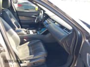 ✅ 2018 Land Rover Range Rover Velar S • VIN: SALYB2RV7JA719788 • Lot: 41867398. Wystawiony na IAAI z przebiegiem 62 626 mil. Bezpłatny archiwum sprzedaży aukcyjnych z USA i szczegółowy raport historii pojazdu na DreamBid. Zdjęcie 5.