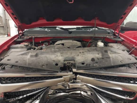 2011 Chevrolet Silverado 1500 LT z VIN 3GCPKSE39BG381465, wystawiony jako IAAI lot #43282395 z przebiegiem 149 655 mil mil oraz . Historia ofert i sprzedaży dostępna na DreamBid. Obrazek 10.