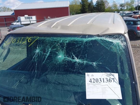 ✅ 2013 Ford Econoline Passenger XL • VIN: 1FBNE3BL4DDA77103 • Lot: 42031367. Listed on IAAI with 111,291 mi. Free auction sales archive from the USA and detailed vehicle history report at DreamBid. Image 6.