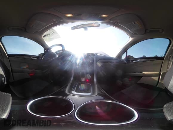 ✅ 2013 Ford Fusion SE • VIN: 3FA6P0H73DR214936 • Lot: 42760968. Wystawiony na IAAI z przebiegiem 221 465 mil. Bezpłatny archiwum sprzedaży aukcyjnych z USA i szczegółowy raport historii pojazdu na DreamBid. Zdjęcie 19.