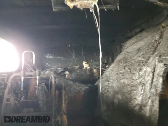 ✅ 2014 Toyota Highlander Limited • VIN: 5TDDCRFH1ES005531 • Лот: 68338835. Опубликован ранее на Copart с пробегом Не указан. Бесплатный доступ к архиву аукционных продаж из США и подробный отчёт об истории автомобиля на DreamBid. Изображение 10.