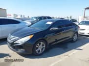 ✅ 2013 Hyundai Sonata SE • VIN: 5NPEC4AC3DH639219 • Лот: 43574012. Опубликован ранее на IAAI с пробегом 155 566 миль. Бесплатный доступ к архиву аукционных продаж из США и подробный отчёт об истории автомобиля на DreamBid. Изображение 2.