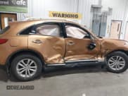 ✅ 2010 Infiniti FX • VIN: JN8AS1MW2AM856529 • Lot: 43297277. Wystawiony na IAAI z przebiegiem Nie podano. Bezpłatny archiwum sprzedaży aukcyjnych z USA i szczegółowy raport historii pojazdu na DreamBid. Zdjęcie 12.