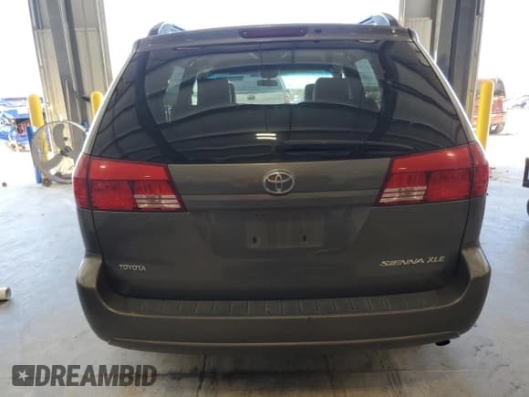 ✅ 2004 Toyota Sienna XLE • VIN: 5TDZA22C44S141423 • Лот: 85504165. Опубликован ранее на Copart с пробегом 251 820 миль. Бесплатный доступ к архиву аукционных продаж из США и подробный отчёт об истории автомобиля на DreamBid. Изображение 6.