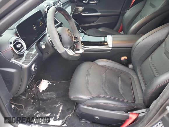 ✅ 2023 Mercedes-Benz C 43 AMG • VIN: W1KAF8HB1PR096515 • Lot: 82021674. Wystawiony na Copart z przebiegiem 18 594 mil. Bezpłatny archiwum sprzedaży aukcyjnych z USA i szczegółowy raport historii pojazdu na DreamBid. Zdjęcie 7.