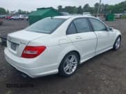 ✅ 2012 Mercedes-Benz C 300 Sport • VIN: WDDGF8BB4CR214277 • Lot: 42421222. Listed on IAAI with 92,523 mi. Free auction sales archive from the USA and detailed vehicle history report at DreamBid. Image 4.