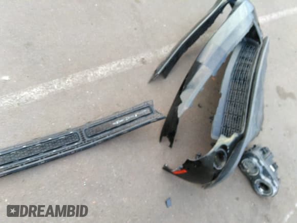 ✅ 2015 Dodge Challenger SXT • VIN: 2C3CDZAG2FH730924 • Lot: 37631126. Listed on IAAI with 153,518 mi. Free auction sales archive from the USA and detailed vehicle history report at DreamBid. Image 12.