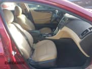 ✅ 2011 Hyundai Sonata SE • VIN: 5NPEC4AC8BH039910 • Lot: 43668792. Listed on IAAI with 242,284 mi. Free auction sales archive from the USA and detailed vehicle history report at DreamBid. Image 5.