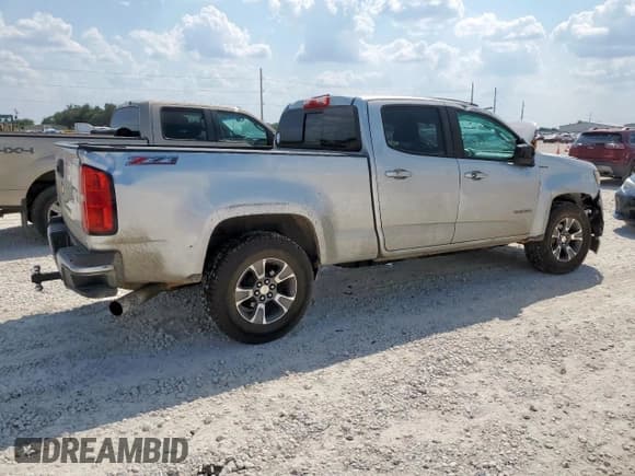✅ 2016 Chevrolet Colorado 4WD Z71 • VIN: 1GCPTDE17G1366461 • Лот: 81607085. Опубликован ранее на Copart с пробегом 235 120 миль. Бесплатный доступ к архиву аукционных продаж из США и подробный отчёт об истории автомобиля на DreamBid. Изображение 3.