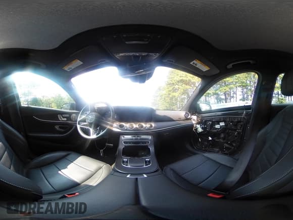 ✅ 2023 Mercedes-Benz E 450 • VIN: W1KZH6AB6PB168796 • Lot: 42903543. Listed on IAAI with 25,241 mi. Free auction sales archive from the USA and detailed vehicle history report at DreamBid. Image 18.