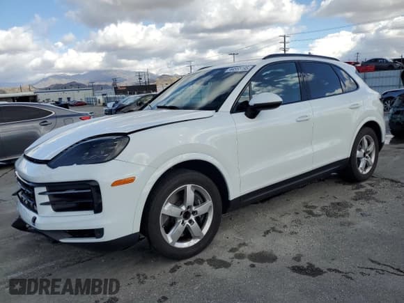 ✅ 2024 Porsche Cayenne • VIN: WP1AA2AY5RDA12912 • Lot: 44555195. Listed on Copart with 7,587 mi. Free auction sales archive from the USA and detailed vehicle history report at DreamBid. Image 1.