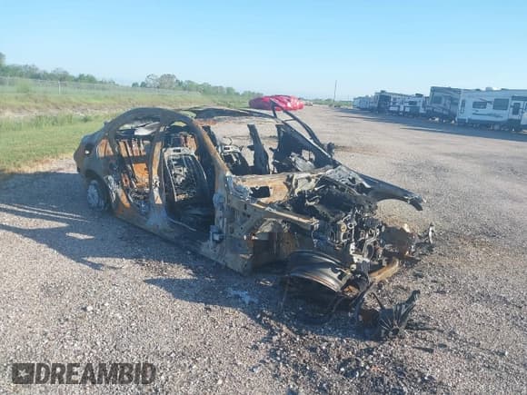 ✅ 2016 Mercedes-Benz C 300 • VIN: 55SWF4JB5GU144945 • Lot: 40372825. Wystawiony na IAAI z przebiegiem Nie podano. Bezpłatny archiwum sprzedaży aukcyjnych z USA i szczegółowy raport historii pojazdu na DreamBid. Zdjęcie 1.