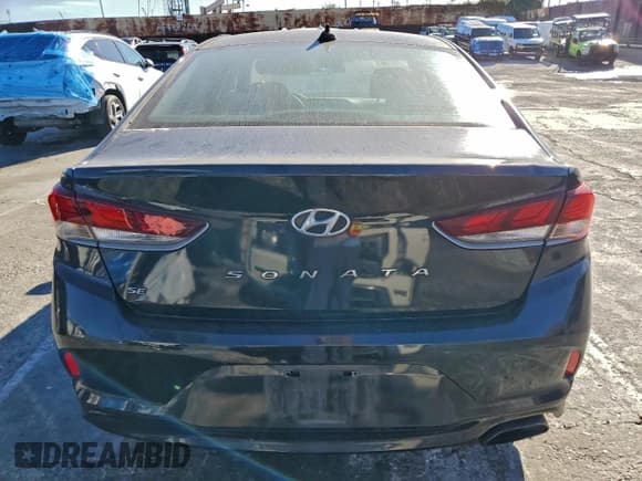 ✅ 2018 Hyundai Sonata SE • VIN: 5NPE24AF6JH601878 • Лот: 93995265. Опубликован ранее на Copart с пробегом 60 186 миль. Бесплатный доступ к архиву аукционных продаж из США и подробный отчёт об истории автомобиля на DreamBid. Изображение 6.