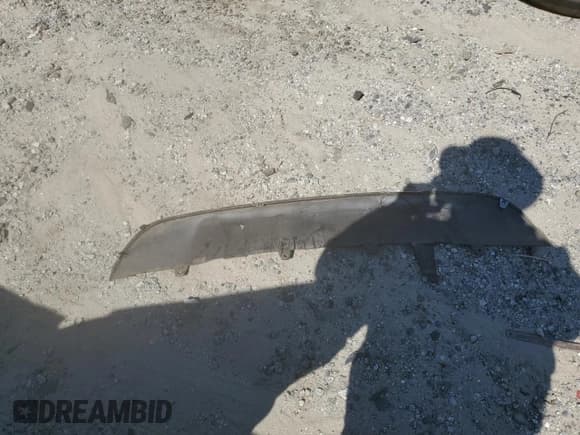 ✅ 2001 Cadillac DeVille • VIN: 1G6KD54Y61U241472 • Lot: 69449404. Listed on Copart with 104,543 mi. Free auction sales archive from the USA and detailed vehicle history report at DreamBid. Image 12.