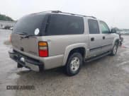 ✅ 2005 Chevrolet Suburban LT • VIN: 3GNEC16Z15G187297 • Lot: 43233216. Listed on IAAI with 268,376 mi. Free auction sales archive from the USA and detailed vehicle history report at DreamBid. Image 4.