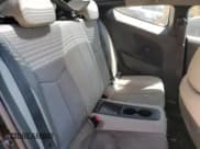 ✅ 2013 Hyundai Veloster w/Gray Int • VIN: KMHTC6AD8DU175812 • Lot: 53286313. Wystawiony na Copart z przebiegiem Nie podano. Bezpłatny archiwum sprzedaży aukcyjnych z USA i szczegółowy raport historii pojazdu na DreamBid. Zdjęcie 10.