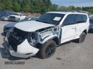 ✅ 2022 Lexus GX 460 • VIN: JTJKM7BX6N5315828 • Lot: 42160383. Wystawiony na IAAI z przebiegiem 49 312 mil. Bezpłatny archiwum sprzedaży aukcyjnych z USA i szczegółowy raport historii pojazdu na DreamBid. Zdjęcie 2.