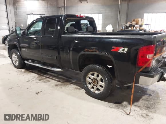 ✅ 2012 Chevrolet Silverado 2500HD LT • VIN: 1GC2KXCG2CZ303026 • Lot: 41877707. Wystawiony na IAAI z przebiegiem 251 672 mil. Bezpłatny archiwum sprzedaży aukcyjnych z USA i szczegółowy raport historii pojazdu na DreamBid. Zdjęcie 3.