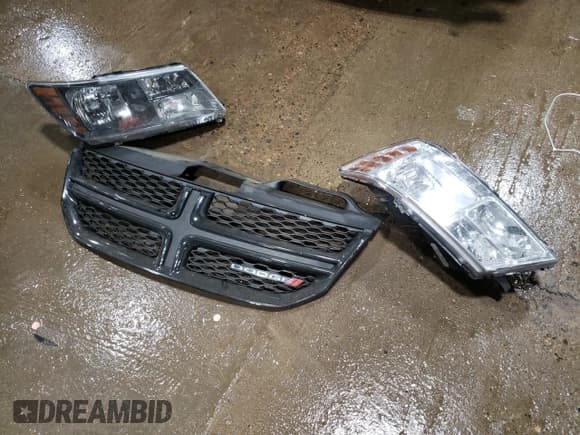 ✅ 2015 Dodge Journey Crossroad • VIN: 3C4PDDGG0FT749311 • Lot: 60684475. Listed on Copart with 176,851 mi. Free auction sales archive from the USA and detailed vehicle history report at DreamBid. Image 13.