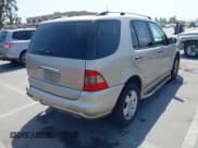 ✅ 2005 Mercedes-Benz M 350 • VIN: 4JGAB57E65A546957 • Лот: 42430337. Опубликован ранее на IAAI с пробегом 115 884 миль. Бесплатный доступ к архиву аукционных продаж из США и подробный отчёт об истории автомобиля на DreamBid. Изображение 4.