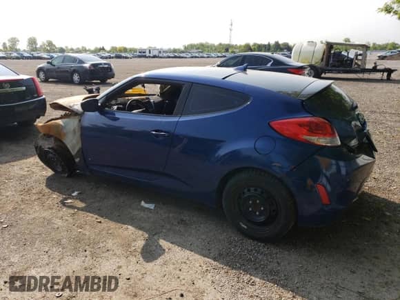 ✅ 2016 Hyundai Veloster • VIN: KMHTC6AD3GU294050 • Lot: 56909725. Wystawiony na Copart z przebiegiem Nie podano. Bezpłatny archiwum sprzedaży aukcyjnych z USA i szczegółowy raport historii pojazdu na DreamBid. Zdjęcie 2.